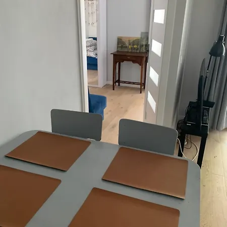 Center - Dwie Sypialnie I Parking Apartman *